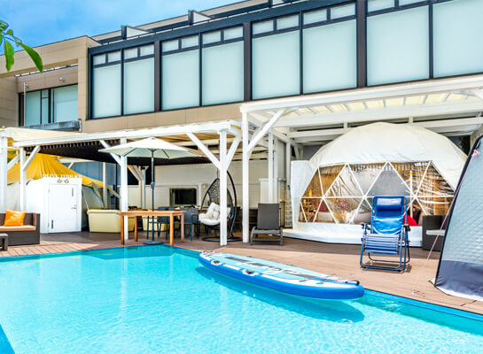 ワンちゃんと泊まれるグランピング客室